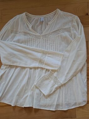 Old Navy Cream Lace-Trim Boho Peasant Top